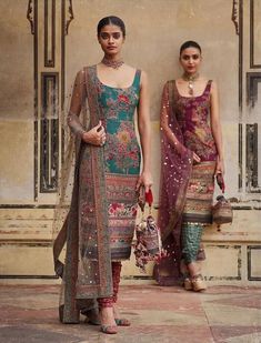 2023 Punjabi Suits, Sabyasachi Dresses Anarkali, Sabyasachi Designs Indian Outfits, Sabyasachi Dresses Outfits, Sabyasachi Salwar Suits, Sabyasachi Suit Designs, Sabyasachi Dresses Salwar Suits, Sabyasachi Collection Suits, Sabyasachi Anarkali Gowns