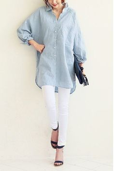 A classic, crisp shirt will always be a piece that you can wear time and time again. This oversized version is perfect for layering over trousers, jeans or leggings, the long length makes it ideal for wearing as a beach cover-up. Its breathable, light linen, and cotton blend can be worn all year-round. Main fabric: 30% Linen and 70% Cotton Button Details Soft & High-Quality Fabric Oversized Fit Roll-Up Sleeves Model: 5ft 7in / 175cm - Wearing size MFit: Oversized Fit CARE Cold machine wash D Oversized Linen Shirt, Roll Up Sleeves, Komplette Outfits, Casual Elegance, Oversized Shirt, Styl Vintage, Fast Fashion, Classic Shirt, Linen Shirt