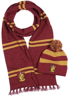 a harry potter scarf and hat with pom - pom on the bottom,