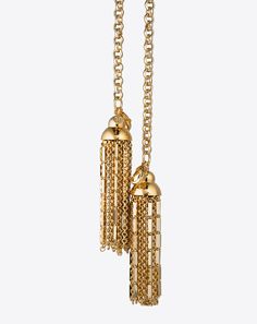 14k gold plated, recycled brassOur Tassel necklace is dipped in 14k gold and features a lobster-claw closure forcustomizable styling. It can also be worn as hip jewelry or as a mask chain. Chain length is 34”, tassels are 3.5” Product Details: 14K gold plating Signature logo tag on chain Custom Christina Caruso jewelry box and pouch included Handmade by artisans in New York City *Due to the handmade nature of each piece, please expect variations in surface texture as evidence of our small batch Hip Jewelry, Link Necklace, Leaf Earrings, Signature Logo, Brass Color, Chain Lengths, Gold Plating, Link Bracelets, Chain Bracelet