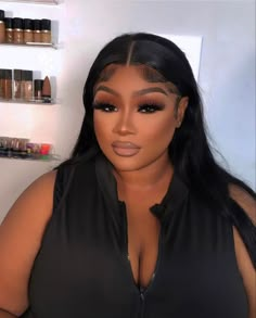 Gold Natural Makeup Looks Black Women, Gold Makeup Looks Black Women, Signature Makeup Look, Full Glam Makeup Looks, Brown Makeup Looks, Full Glam Makeup, Gold Makeup Looks