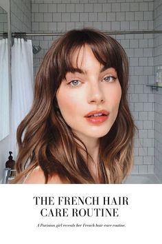 French Hairstyles Medium, French Cut Hair, French Hair Care, French Style Haircut, French Women Beauty, French Haircut, French Girl Hair, Bangs With Medium Hair