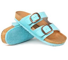 Stroll through sunny days in style with these snazzy sandals featuring an easygoing slip-on design and contoured footbed. From Aerothotic. Womens Slides Sandals, Womens Slides, Slide Sandals, Sunny Days, Sunnies, Leather Upper, In Style, Slip On, Sandals