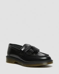 Modern Tassel Loafers With Brogue Detailing, Modern Slip-on Tassel Loafers With Brogue Detailing, Docs Shoes, Dr Shoes, Doc Marten, Shoe Brushes, Black Polish, Tassel Loafers, Goodyear Welt