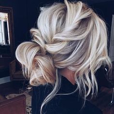 Messy Updo, Wedding Hair Inspiration, Platinum Blonde Hair, Wedding Hairstyles Updo, Hair Updo, Wedding Hair And Makeup, Hair Dos, Bride Hairstyles, Down Hairstyles