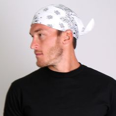 • Classic Style Bandana • Hot Leathers Original Design • 21" X 21" Measurement Our signature Classic White Paisley Bandana features an original black on white design with a repetitive pattern, allowing for wear in multiple ways. Wear this ban Classic Cotton Bandana With Bandana Print, Adjustable White Bandana For Summer, Adjustable White Summer Bandana, White Casual Bandana, White Adjustable Casual Bandana, Casual Paisley Print Patterned Bandana, Casual Patterned Paisley Print Bandana, White Casual Bandana With Bandana Print, Adjustable White Cotton Bandana