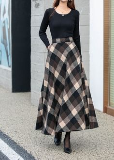 Vintage Inspired Long Wool Plaid Skirt, 1950s Winter Maxi Wool Skirt Women, Green A Line Skirt, Plus Size Skirt with Pockets Xiaolizi 2836 Custom Skirt, Autumn Skirt, Long Wool Skirt, Skirt Winter, Modest Dresses Fashion, Plaid Wool Skirt, Plus Size Skirt, Color Combos Outfit