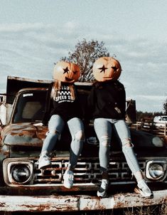 Pumpkin Head Trend, Spooky Shoot, 2023 Photoshoot, Head Photoshoot, Ghost Photoshoot