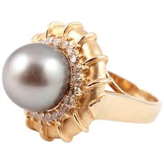 Very unusual to see a natural color Tahitian cultured pearl in a yellow gold mounting! 18 karat yellow gold at that and encircled with diamonds! in a size 5 3/4. Cocktail Ring Designs, Pearl Diamond Ring, Pearl Jewelry Design, Pearl Rings, Vintage Cocktail Ring, Pearl And Diamond Ring, Platinum Diamond Rings, Retro Ring, Diamond Collection