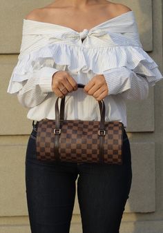 Lv Papillon Bag Outfit, Papillon Louis Vuitton, Lv Outfit, Vintage Louis Vuitton Handbags, Vuitton Outfit, Louis Vuitton Outfit, 30 Outfits, Tootsie Roll