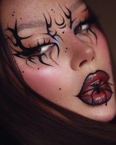 Unconventional Makeup, Cat Halloween Makeup, Creative Halloween Makeup, Devil Makeup, Elegantes Makeup, Witch Makeup