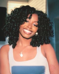 Skin Motivation, Perm Rod Set, Feminine Hairstyles, Flexi Rods, Girl Energy, Girls Natural Hairstyles, Birthday Hair, High School Outfits, Protective Hairstyles Braids