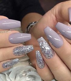 2019 Nails, New Years Nail Designs, New Years Eve Nails, Solid Color Nails, Silver Nail, Glamorous Nails, Super Nails