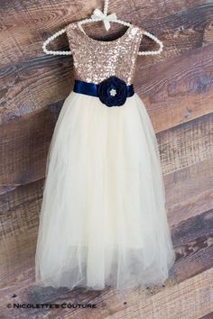 This dress is just beautiful! It is a beautiful shade of cream tulle on the bottom. The rose gold sequin top add a fun, elegant feel while the full tulle bottom is a little girls dream! Super comfortable and perfect for your next special event. IDEAL WEAR: Flower Girl Dress Cake Smash First Rose Gold Flower Girl Dress, Cream Flower Girl Dress, Gold Flower Girl Dress, Rose Gold Sequin Top, Wedding Gown Princess, Gold Flower Girl, Bohemian Birthday, Sequin Flower Girl Dress, Country Photography