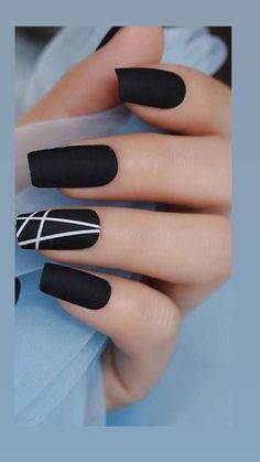 Cami Outfits, Black And White Nail, Black And White Nails, Black And White Nail Art, قلادات متدلية, Gel Pedicure, French Pedicure, Milky Nails, White Nail Art