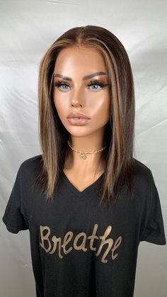 Highlights And Face Framing, Popular Bob Haircuts, Medium Brown Hair With Highlights, Face Framing Highlights, Short Dark Brown Hair, Warm Brown Hair, Warm Highlights, Rambut Brunette, Framing Highlights