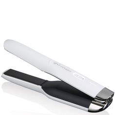 Cordless, compact & lightweight on-the-go styler for up to 20 minutes* of styling performance. Includes a heat-resistant case, USB-C cable, and plug. For quick, sleek and smooth hair on the go - anytime and anywhere, our cordless flat iron delivers up to 20 minutes* of continuous ghd styling performance. Hybrid co-lithium technology maintains the optimum styling temperature of 365°F and high-gloss plates ensure snag-free styling. *Exact run time depends on your hair and styling habits | ghd Unpl Ghd Unplugged, Flat Iron Waves, Hair Care Tools, Run Time, Body Sunscreen, Diy Skincare, Cruelty Free Skin Care, Vegan Skincare, Makeup Shop