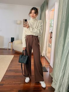 How To Style Leather Pants, Business Fits, French Trip, Looks Pinterest, Work Fits, Iconic Fashion, Fall Outfits For Work