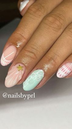 Gel Nails For Cruise, Tsitp Nail Ideas, Cute Gel Nail Inspo Short, Greece Nail Inspo Almond, Hawaii Short Nails, Cute Nails Beach, Short Gel Nails Summer Almond, Nails For Thailand Trip, Cute Nails Acrylic Summer 2024