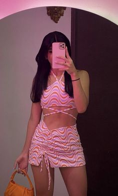 Fitted Two-piece Mini Dress For Summer, Two-piece Summer Skirt For Club, Summer Two-piece Mini Skirt Dress, Trendy Two-piece Crop Top For Beach, Rave Fits One Piece & Sets, Tight Dress Outfit, Looks Party, Women's Casual Style, Fashionista Clothes