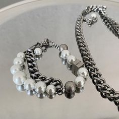 Type: AccessoriesGender: MaleMaterial: Titanium steel,artificial pearlBracelet length: 16cm ( 6.3 inches )Extension chain: 4cm ( 1.6 inches ) Shiny Bracelets, Double Bracelet, Pearls Bracelet, Chain Bracelets, Silver Chain Bracelet, Western Jewelry, Layered Bracelets, Cuban Chain, Formal Attire