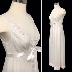 Vintage Vanity Fair Nylon Lace Ribbon Nightgown Lingerie Ivory Size 32 Bridal | eBay 1940 Nightgowns, Long White Nightgown, Vintage Nightgown Aesthetic, Vintage Wedding Nightgown, Babydoll Nightgown Vintage, 1960s Nightgown, 60s Nightgown, 1950s Nightgown, Babydoll Nighty