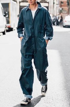 Jumpsuit Men Fashion Street Styles, Men In Coveralls, Men’s Boiler Suit, Men’s Coveralls, Mechanic Jumpsuit Mens, Denim Jumpsuit Outfit Men, Mechanic Jumpsuit Tied Around Waist, Coverall Jumpsuit Street Styles