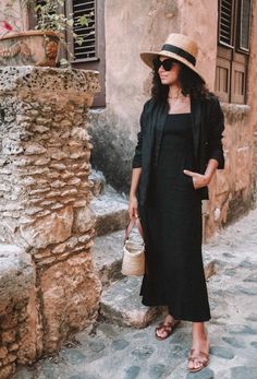 Linen Dress Outfit, Linen Summer Outfits, Linen Shirt Outfit, Classic Summer Outfits, Button Down Outfit, Relaxed Dress, Stylish Maxi Dress, Black Linen Dress