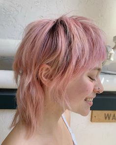 Shag Grunge Hair, Fairy Mullet, Aesthetic Hairstyle Ideas, Spikes Hair, Hairstyle Ideas For Short Hair, Aesthetic Hairstyle, Bob Haircut Ideas, Elegant Hairstyle, Ideas For Short Hair