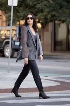 How to Style A Plaid Blazer, plaid blazer outfits, blazer and jeans outfits, fall outfit, Plaid Blazer over a cami