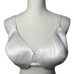 Bali Womens White 38ddd Smooth T Shirt Bra Underwire Padded. Nwot New To Poshmark? Please Sign Up Using Our Code Jaxxandgee And Redeem $10 Off Your First Purchase! White Full Coverage Bra-friendly Tops, White Full Coverage Bra Friendly Tops, White Fitted Full Coverage Top, White Fitted Tops With Full Coverage, T Shirt Bra, Underwire Bra, Women's Intimates, Bali, Sign Up