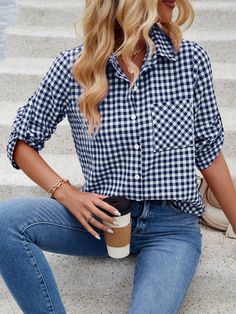 Camisa A Cuadros Con Botones De Manga Larga Y Moda Para Damas Azul Marino Casual  manga larga Tela Color combinado,Guingán,A cuadros Camisa No-Elástico  Women Clothing, size features are:Bust: ,Length: ,Sleeve Length: Blue Collared Shirt Outfit Women, Gingham Shirt Outfit, Checked Shirt Women, Blue Checkered Shirt, Curved Hem Shirt, Plaid Shirt Women, Blue Plaid Shirt, Tartan Design, Gingham Shirt