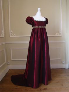 Medieval Gown, Regency Gown, Regency Era Fashion, Womens Costumes, Regency Dress, Period Dress, Regency Fashion