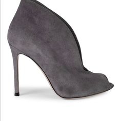 Grey Gianvito Rossi Suede Booties , 4” Heel. Leather Lining Sole Made In Italy Rossi Shoes, Suede Booties, Gianvito Rossi, Heeled Mules, Mule Shoe, Bootie Boots, Ankle Boots, In Italy, Size 6