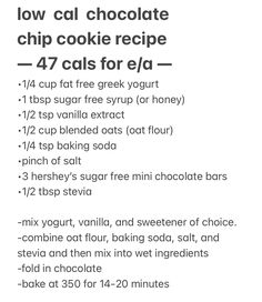 a recipe for low carb chocolate chip cookies with the ingredients list in english and spanish