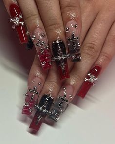 Romantic Goth Nails, Gangster Nails Designs, Goth Nails Acrylic, Rockstar Gf Nails, Ongles Goth, Concert Nails, Cross Nails, Skull Nails, Mail Ideas