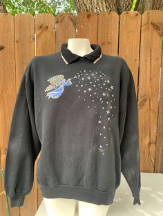 Good vintage condition, minor flaws. View photos for details. Message me if you have any questions. SKU-p2 Returns are accepted with a 20% of restock fee. Buyer pays for return. No cancellations. Cute Angel, Grandma Sweater, Womens Sweatshirts, Angel Christmas, 90s Vintage, View Photos, Sweatshirts Women, Sweat Shirt, Sweater Sizes