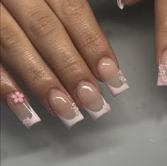 Easy Nail Polish, Short Square Acrylic Nails, French Nail, Nails Only, Soft Nails, Unique Acrylic Nails, Acrylic Nails Coffin Short, Short Acrylic Nails Designs