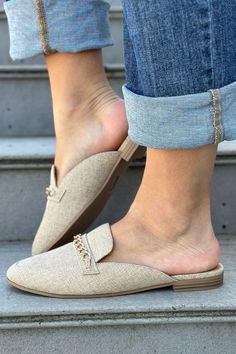 With a gold chain and a beautiful, oatmeal/tan fabric, this slip on flat loafer is sure to be a go-to! The perfect way to combine ease of wear with an elevated, dressier style to your summer attire. Heel Height: 1" Tan Fabric, Summer Attire, Dressy Fashion, Fashion Flats, Luxury Brand, Gold Chain, Gold Chains, Luxury Branding, Loafer Flats