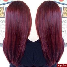 This is the color my hair is right now :) Hair Color Cherry Coke, Cherry Coke Hair, Violet Hair Colors, Inai Pengantin, Violet Hair, Hair Color Burgundy, Long Red Hair, Burgundy Hair