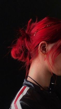 Short Red Hair Aesthetic, Bright Red Hair Aesthetic, Red Hair Bright, Pixie Aesthetic, Red Pixie, Short Red Hair, Hair Color Underneath, Gothic Hairstyles