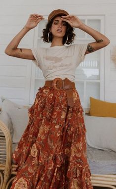 Skirt Spring Outfits, 90s Fashion Retro, Long Flare Skirt, Pleated Flare Skirt, Ruffle Midi Skirt, Midi Skirt Spring