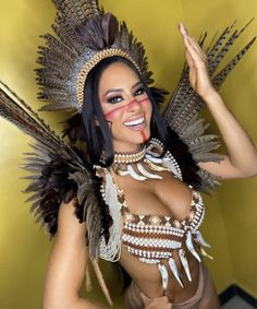 Rio Carnival Costumes, Latino Art, International Dance, Rio Carnival, Female Character Concept, Cosplay Characters, Carnival Costumes, Working Woman, Beauty Women