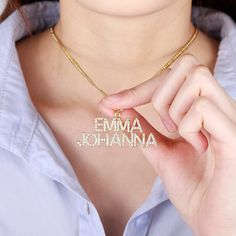 Elevate your style with our Iced Out Double Name Necklace. This stunning piece features two customizable names, adorned with high-quality cubic zirconia stones for a dazzling effect. Available in gold, rose gold, or silver plating, it offers an adjustable chain for a perfect fit. Ideal for everyday wear or special occasions, this necklace combines personalization with elegance. Double Name Necklace, Double Name, Personalized Name Plates, Arabic Jewelry, Medical Jewelry, Jewelry Charms Pendants, Bangle Ring, Photo Necklace, Estilo Hip Hop