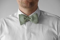 Unique self tied bow tie - made from special interlining. Dapper Green Suit And Tie Accessories For Groom, Dapper Green Tie For Wedding, Dapper Green Suit And Tie Accessories For Black Tie, Classic Green Bow Tie For Gifts, Green Formal Tie With Pocket Square, Green Bow Tie For Gifts, Green Bow Tie Ideal As Gift, Dapper Green Ties For Business, Green Dapper Ties For Business