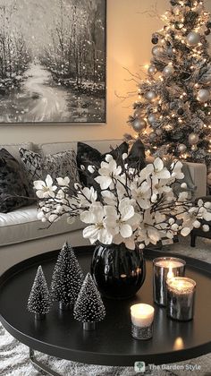 Looking to make a statement this holiday? These 40 inspiring black Christmas decorations and decor ideas add elegance, drama, and a touch of sophistication to any space. From classic accents to modern styles, find inspiring ideas to transform your home into a stunning, dark winter wonderland. Click to discover the magic of black Christmas decor! Black Christmas Decor Ideas, Black Christmas Decor, Black Christmas Tree Decorations, Black Pillar Candles, Painted Branches, Black Wall Decor, Christmas Wreaths & Garlands