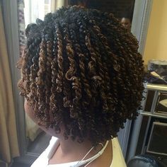 2 Strand Twist, Two Strand Twists, Long Hair Tips, Two Strand Twist, Natural Hair Twists, Twist Styles, Pelo Afro, Glossy Hair