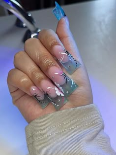 Multicolor  Collar    Color Nails Embellished   Nail,Hand & Foot Care Duck Nail, Fake Nails White, Girly Acrylic Nails, Nail Swag, Stick On Nails, Pretty Acrylic Nails