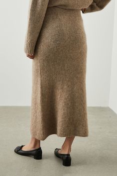 Chic alpaca blend stretch sweater skirt from Rails Relaxed Knit Skirt For Fall, Knit Relaxed Skirt For Fall, Winter Knee-length Knit Skirt, Chic Knit Skirt For Fall, Cozy Knit Skirt For Winter, Cozy Knit Winter Skirt, Knit Pencil Skirt For Fall, Chic Knit Skirt For Winter, Chic Winter Knit Skirt