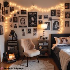 Mallgoth Aesthetic Room Decor 🖤🖤🖤 #mallgoth #mallgothaesthetic #mallgothroom #aestheticroom #aestheticrooms #aestheticroomideas #aestheticroomdecor #roomdecor #roomdecoration #roomtour #bedroom #bedroomideas #aestheticbedroom #aestheticroominspo #roominspiration Edgy Teen Room, Dark Dorm Room, Mall Goth Room, Dark Dorm Room Aesthetic, Mallgoth Aesthetic, Dorm Room Aesthetic, Aesthetic Room Ideas, Dorm Life, Aesthetic Rooms